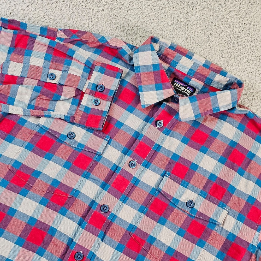 Patagonia Shirt Mens Medium Red Blue Plaid Long Sleeve Button Up Organic 53856